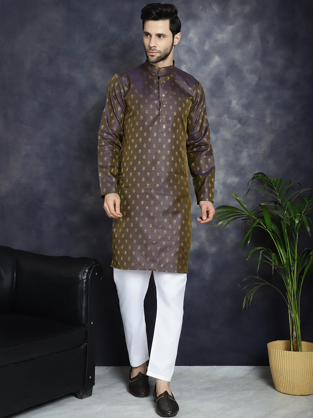 Jompers Men's Woven Design Silk Blend Kurta - Purple