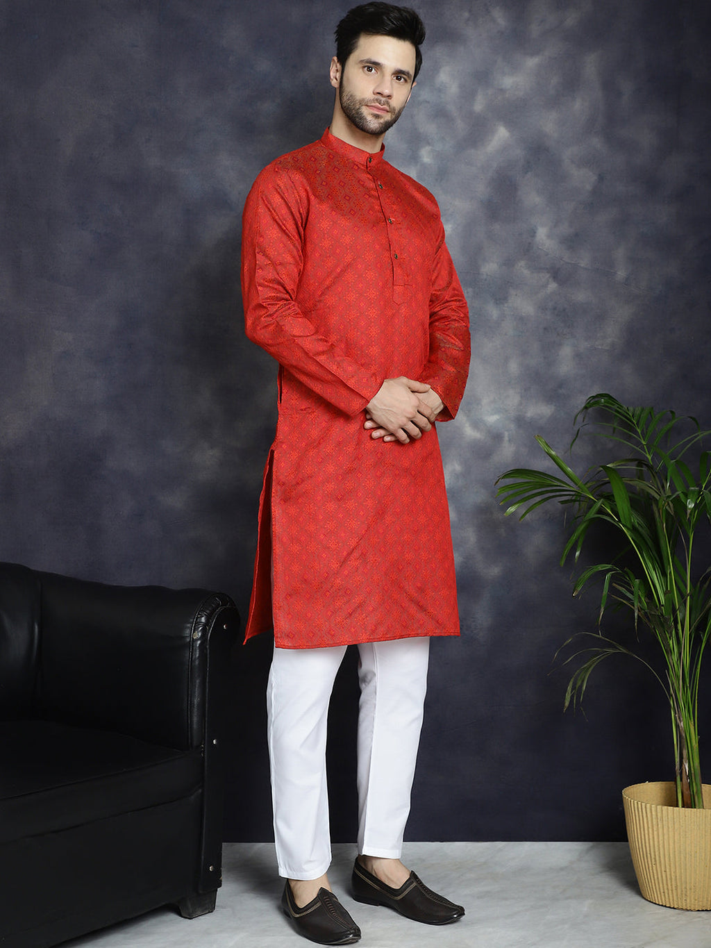 Jompers Men's Red Woven Design Kurta - Red