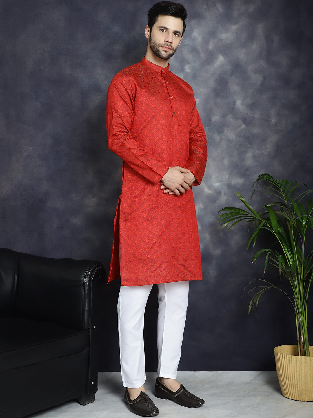 Jompers Men's Red Woven Design Kurta - Red
