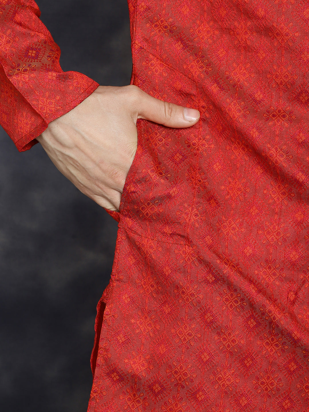 Jompers Men's Red Woven Design Kurta - Red