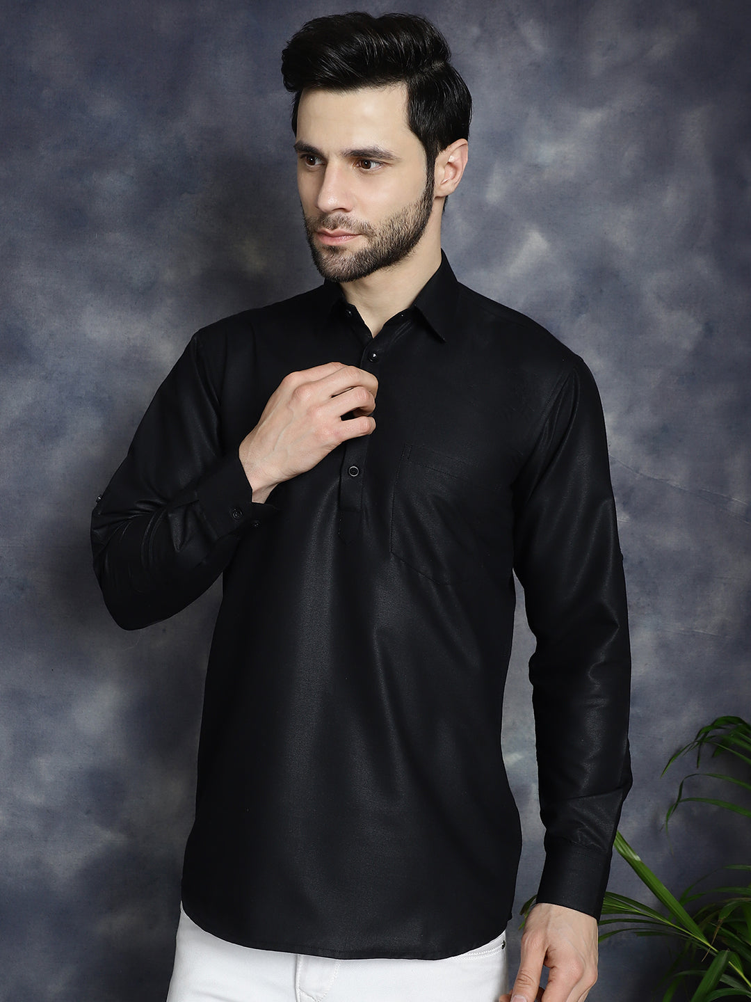 Jompers Men's Black Solid Short Kurta