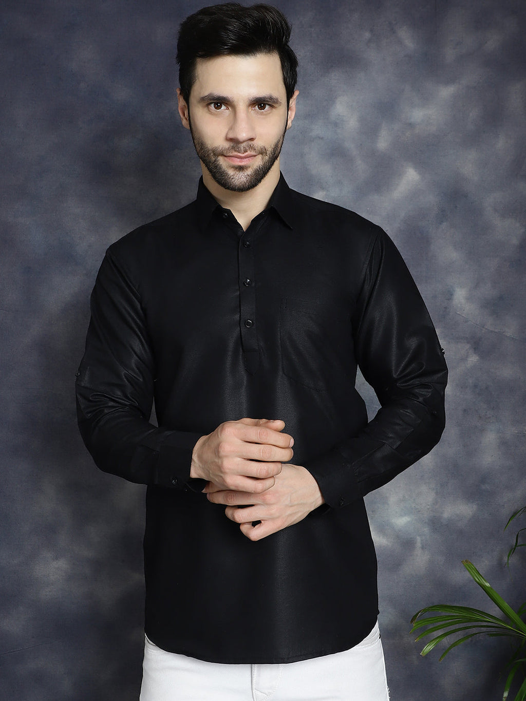 Jompers Men's Black Solid Short Kurta