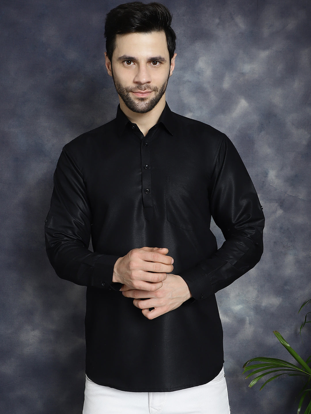 Jompers Men's Black Solid Short Kurta