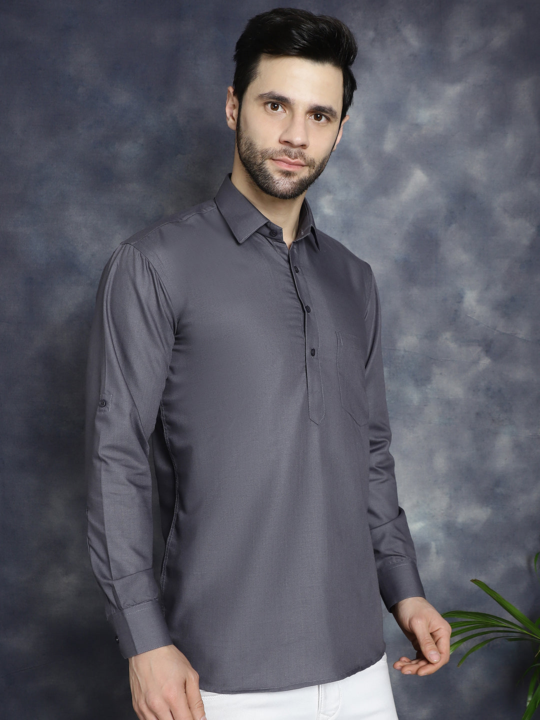 Jompers Men's Grey Solid Short Kurta