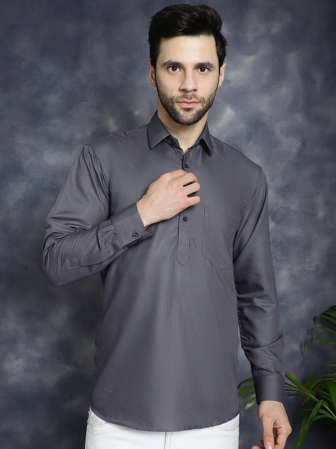Jompers Men's Grey Solid Short Kurta