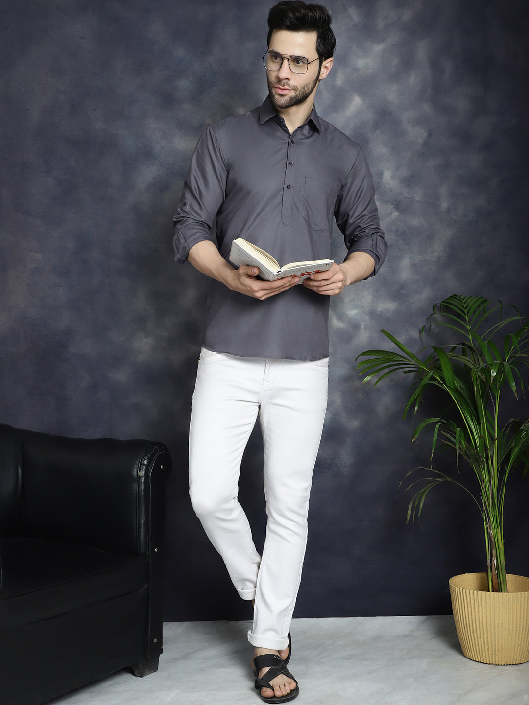 Jompers Men's Grey Solid Short Kurta
