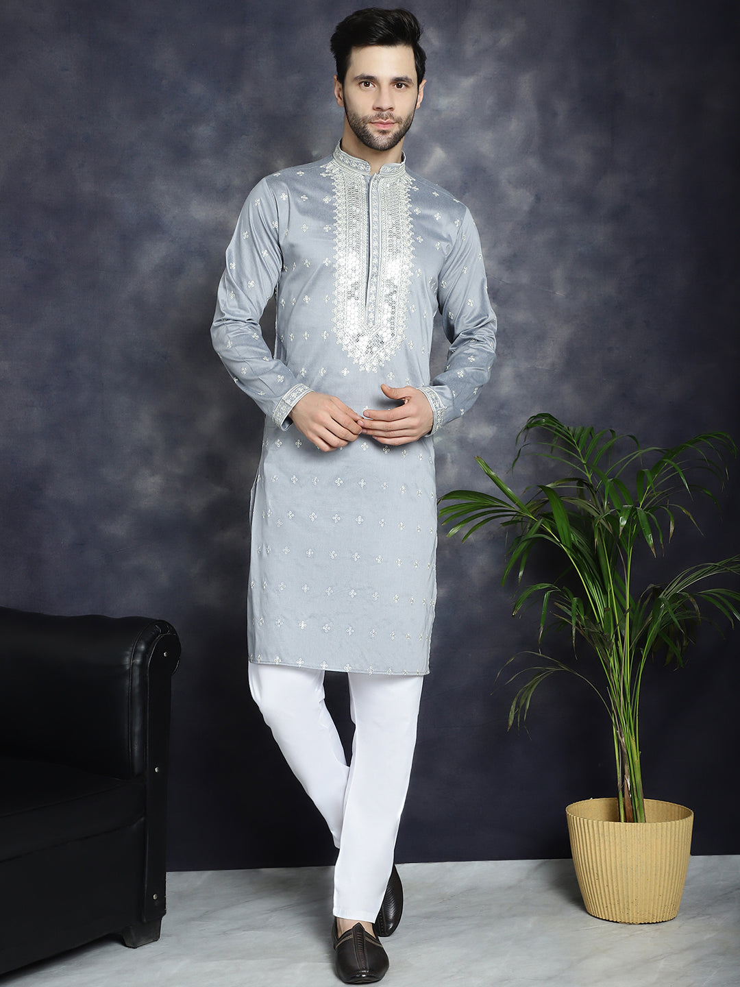 Jompers Men's Sequins Embroidered Kurta - Grey
