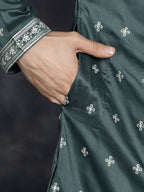 Jompers Men's Sequins Embroidered Kurta - Olive