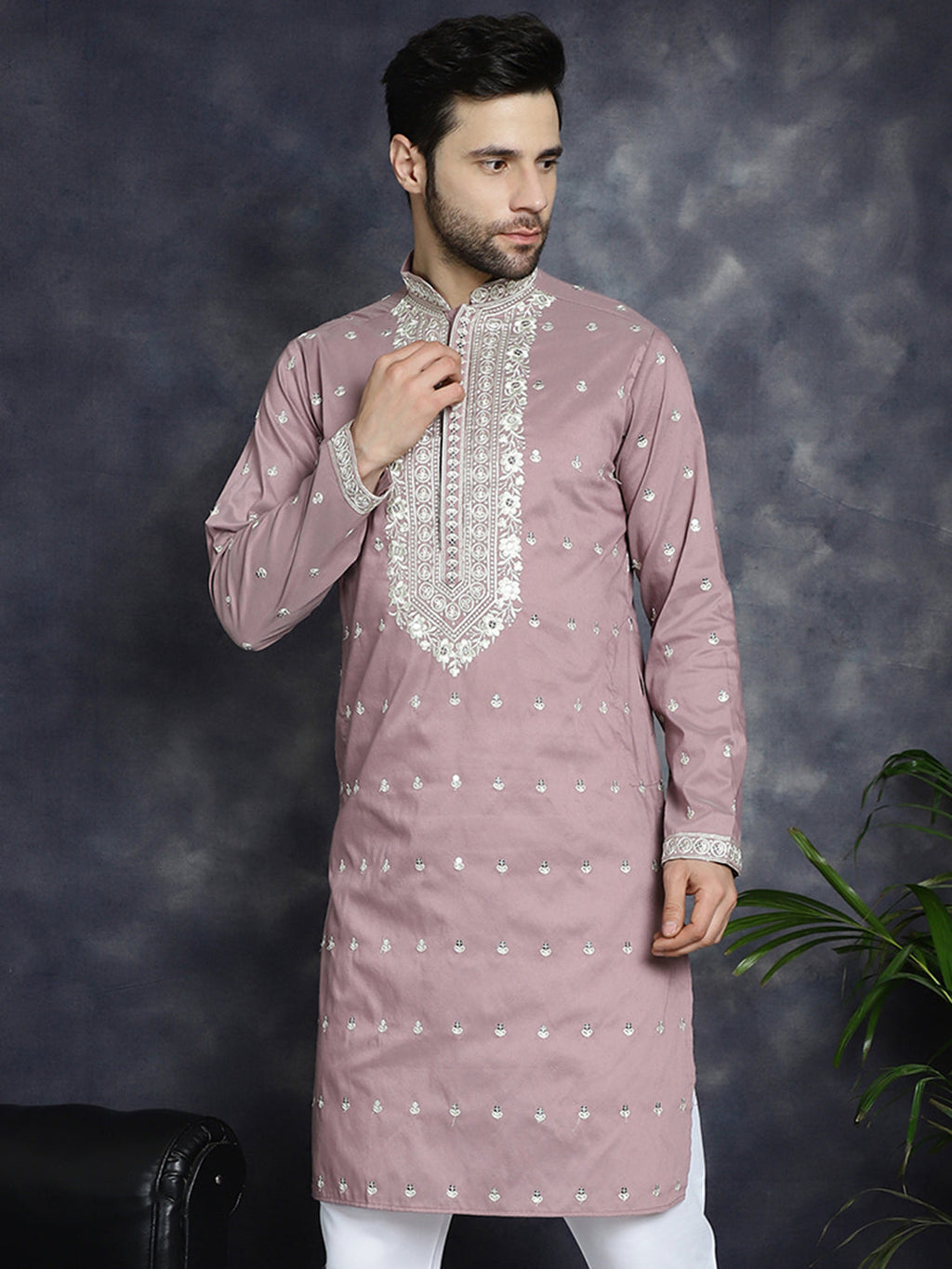 Jompers Men's Chikankari Embroidered Kurta - Magenta