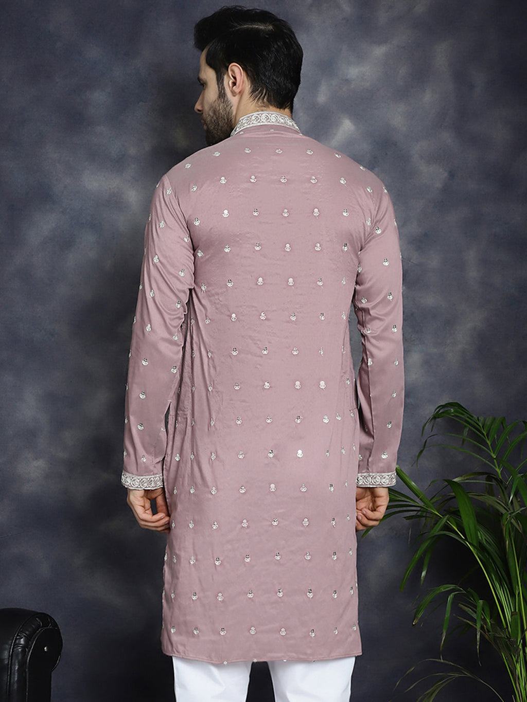 Jompers Men's Chikankari Embroidered Kurta - Magenta