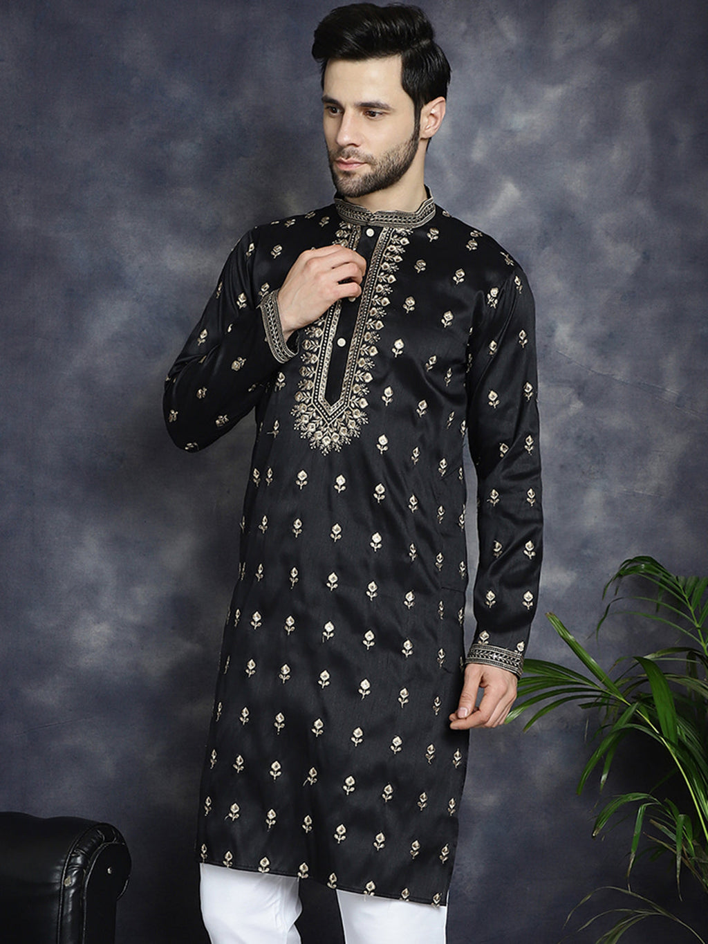 Jompers Men's Black Chikankari Embroidered Kurta - Black