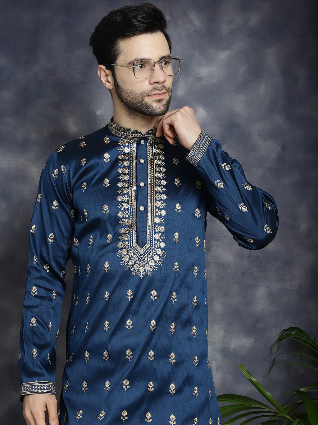 Jompers Men's Navy Blue Chikankari Embroidered Kurta - Navy Blue