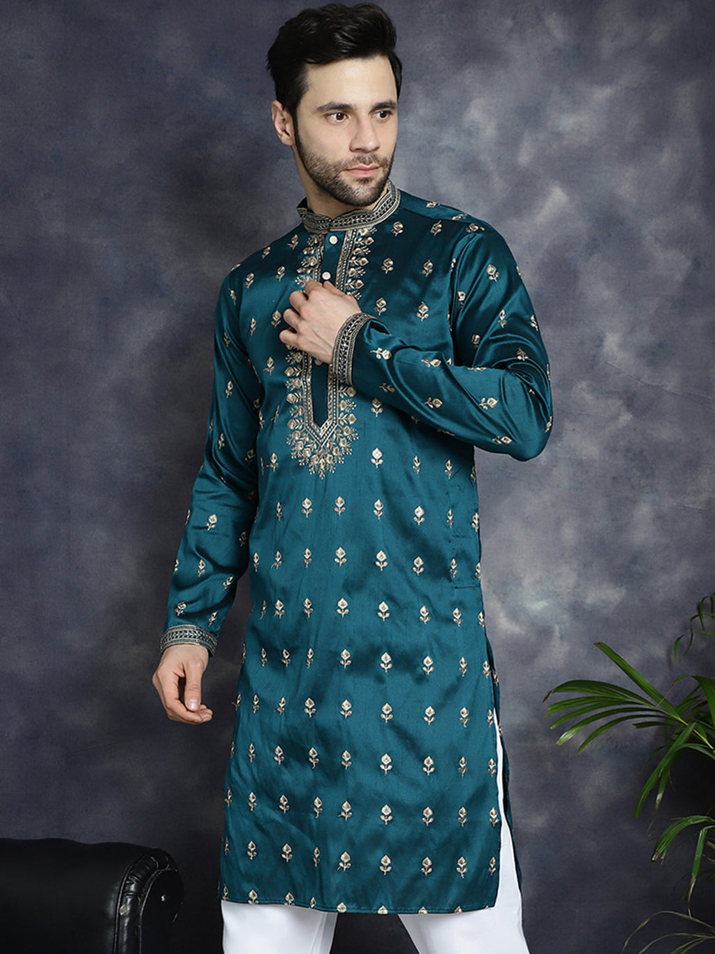 Jompers Men's Peacock Blue Chikankari Embroidered Kurta - Peacock