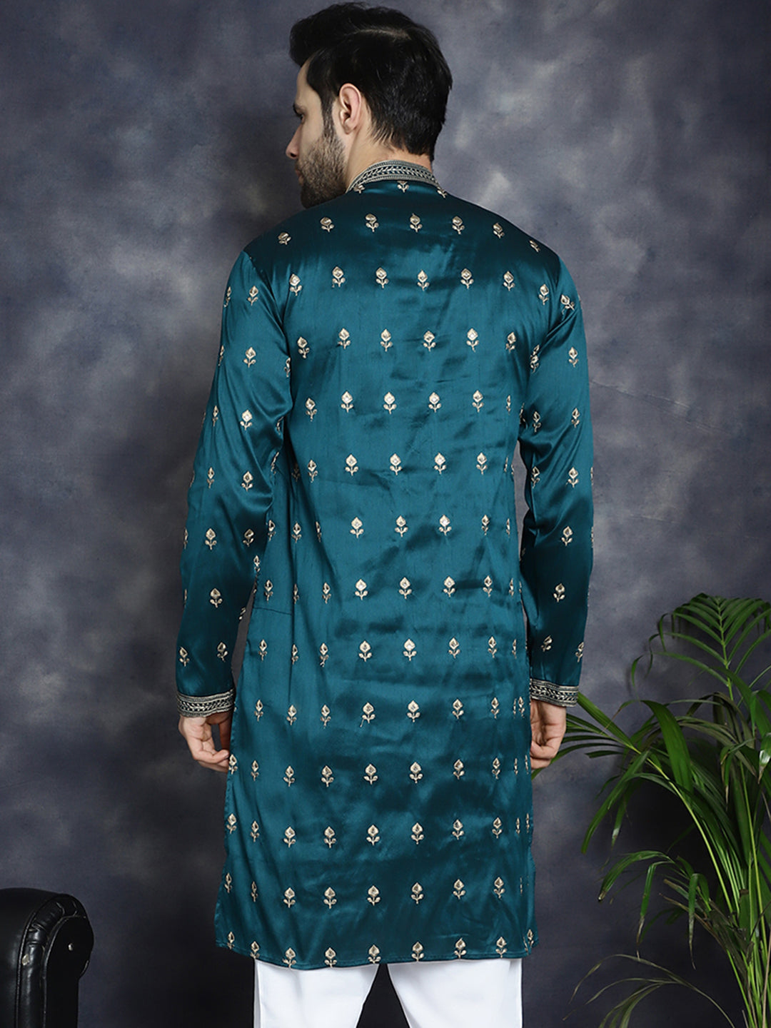 Jompers Men's Peacock Blue Chikankari Embroidered Kurta - Peacock
