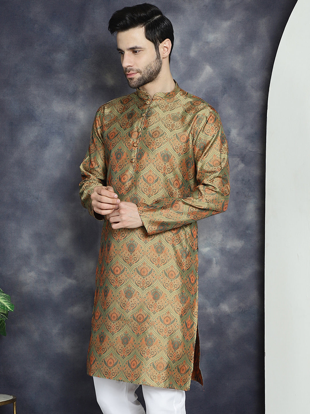 Jompers Men's Golden Silk Blend Straight Kurta - Golden