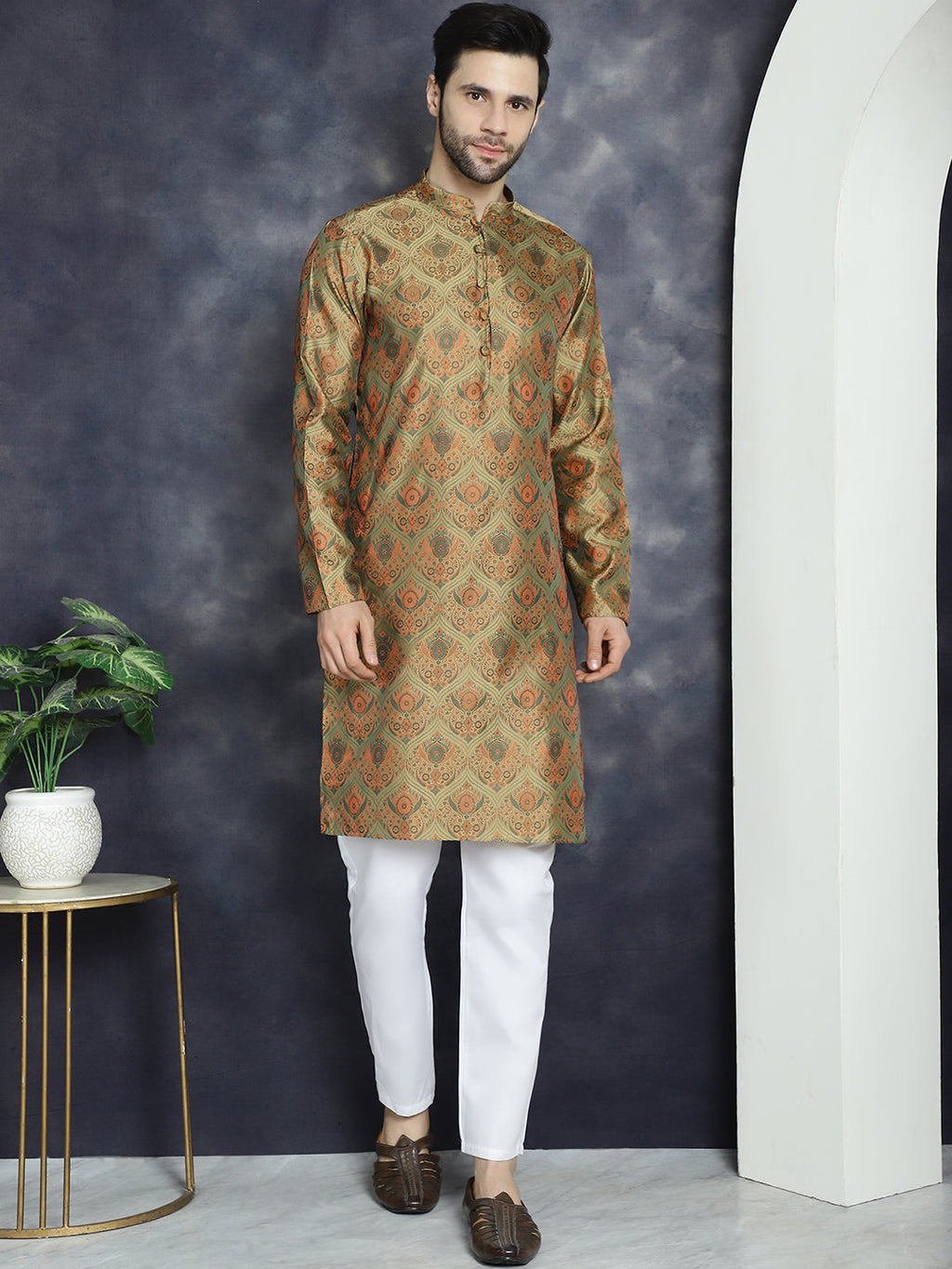 Jompers Men's Golden Silk Blend Straight Kurta - Golden