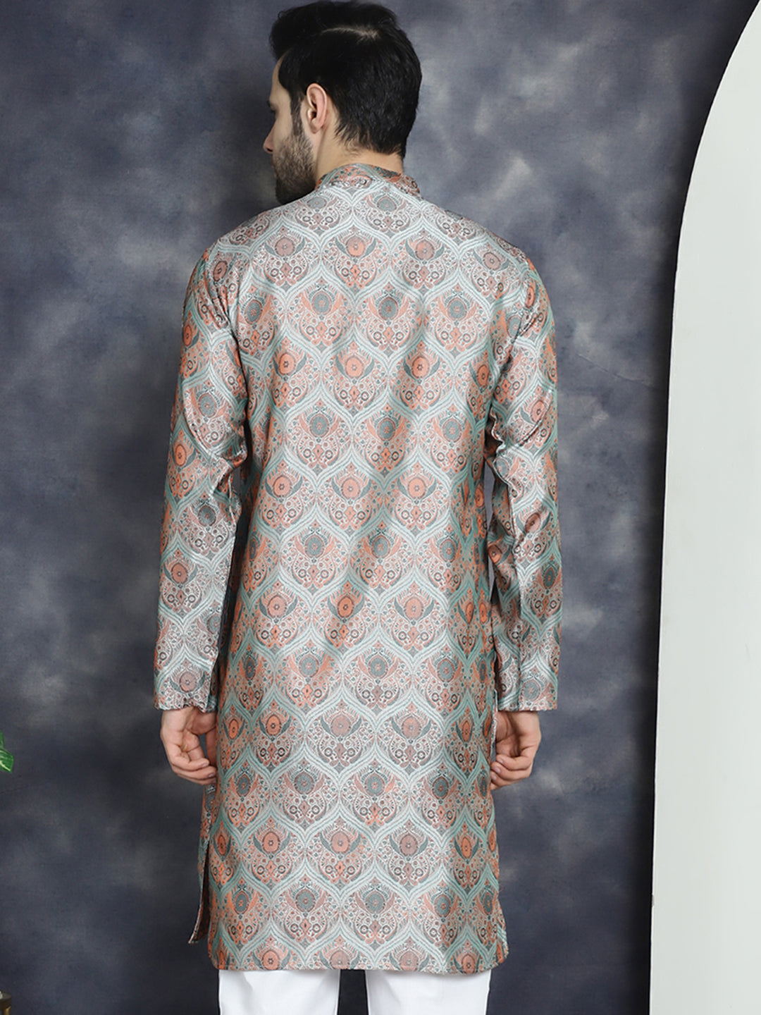 Jompers Men's Silver Silk Blend Straight Kurta - Silver