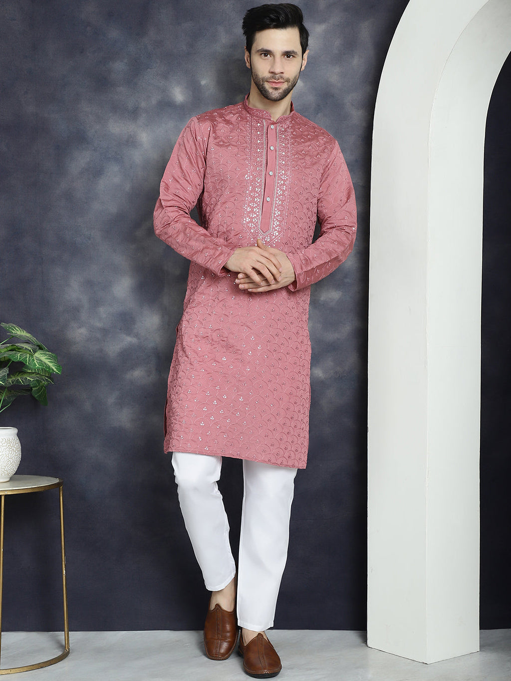 Jompers Men's Sequins Embroidered Kurta - Coral