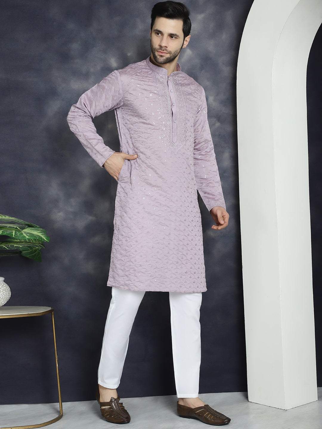 Jompers Men's Sequins Embroidered Kurta - Purple