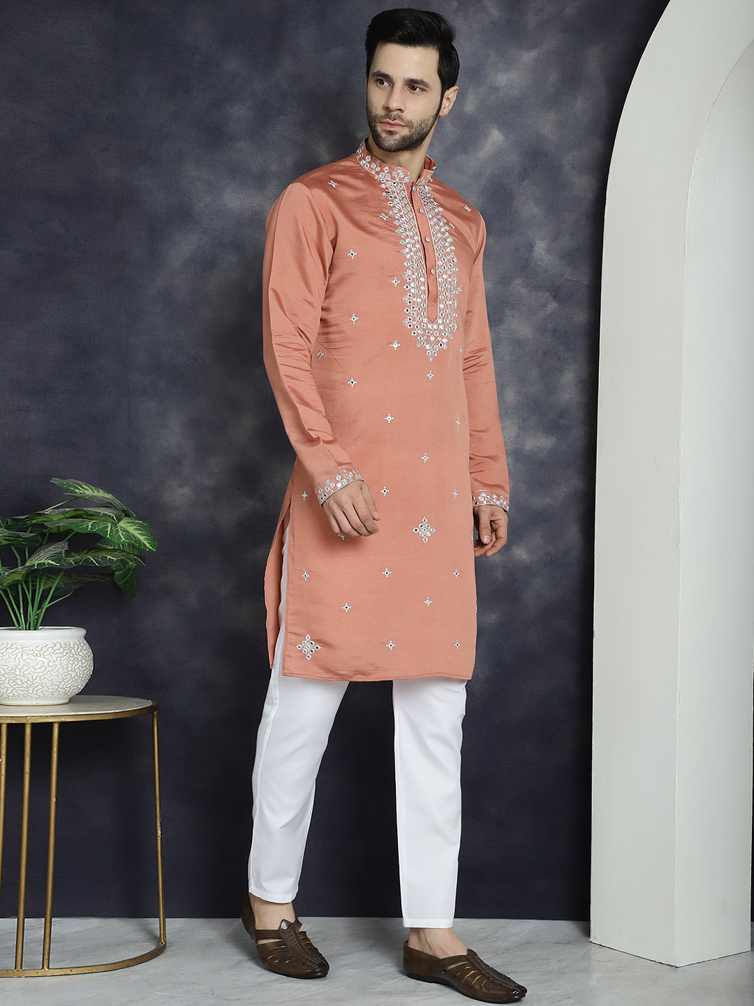 Jompers Men's Embroidered Kurta - Peach