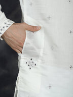 Jompers Men's Embroidered Kurta - White