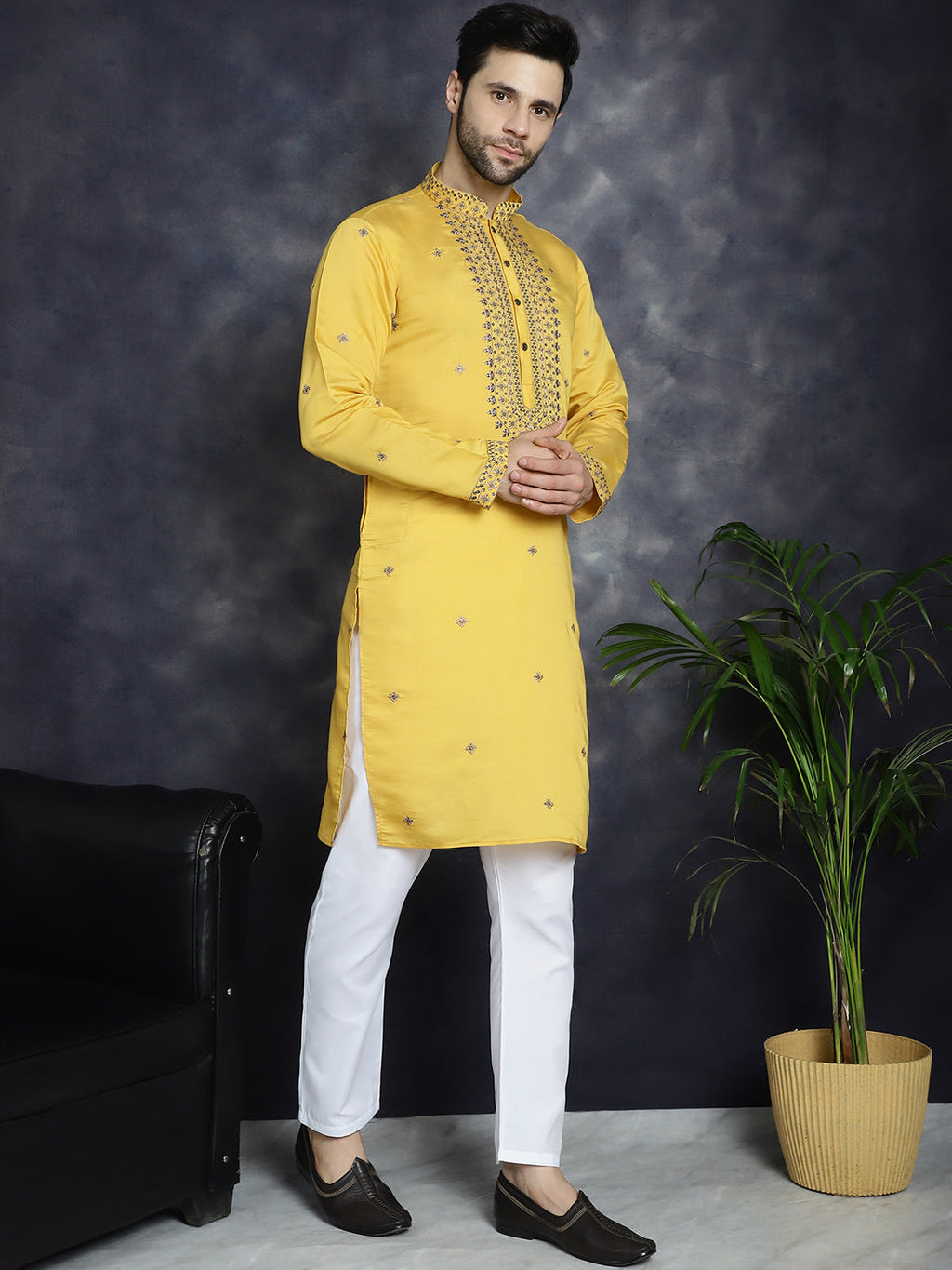 Jompers Men's Sequins Embroidered Kurta - Yellow