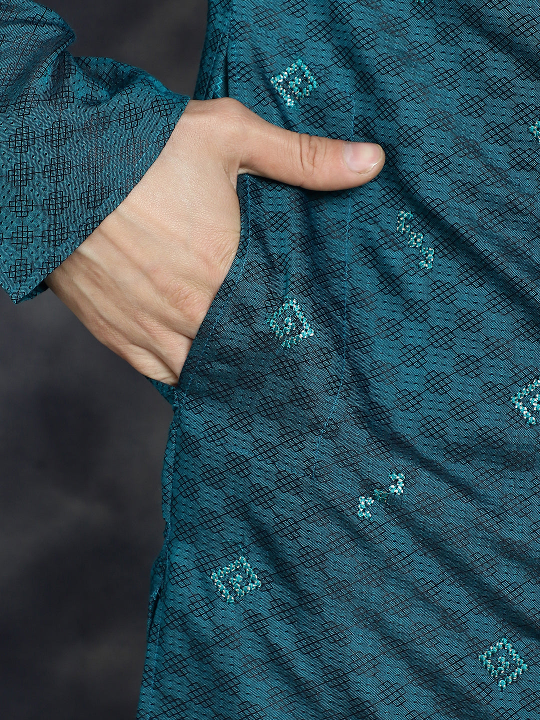 Jompers Men's Sequins Embroidered Kurta - Teal