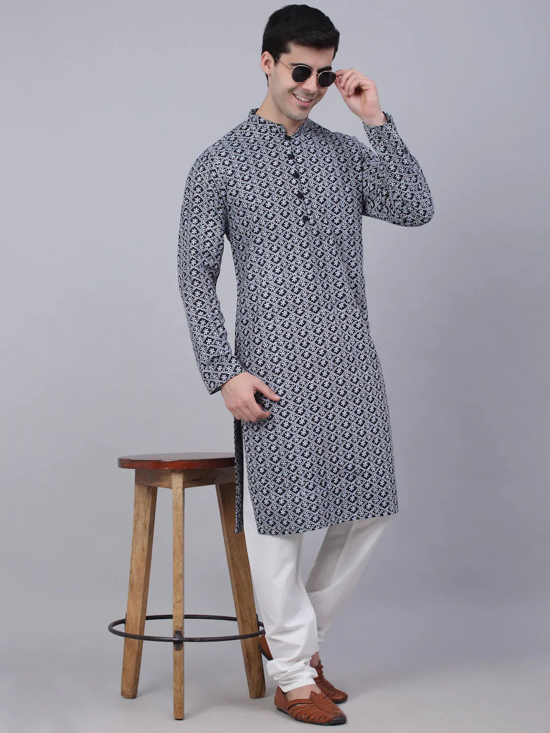 Jompers Men's Navy Blue & White embroidered Straight Kurta