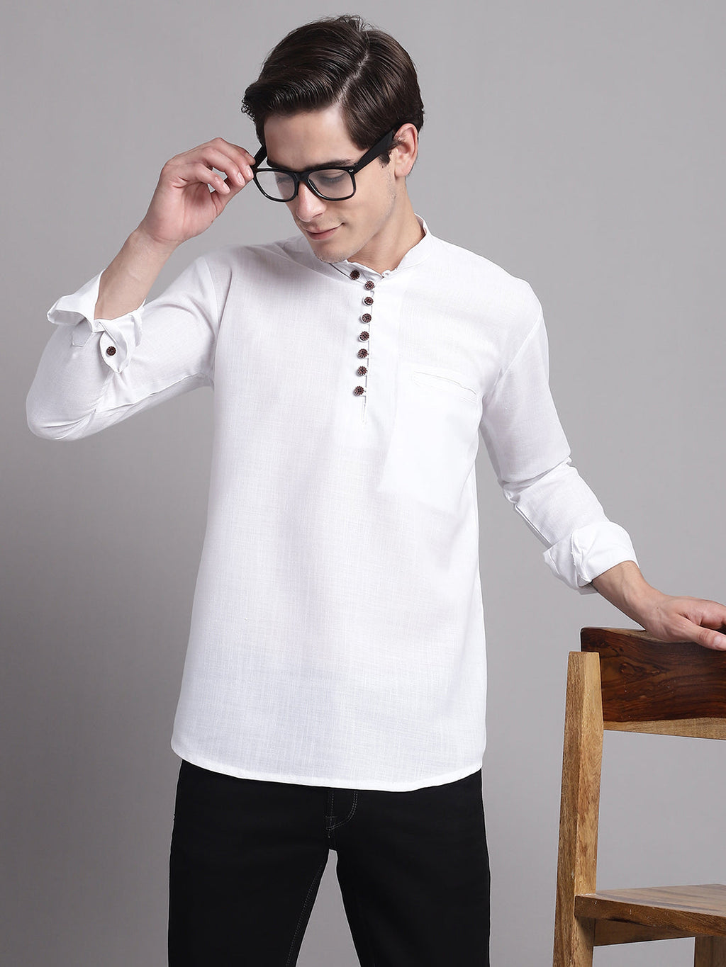Jompers Men's Black Solid Straight Short Kurta