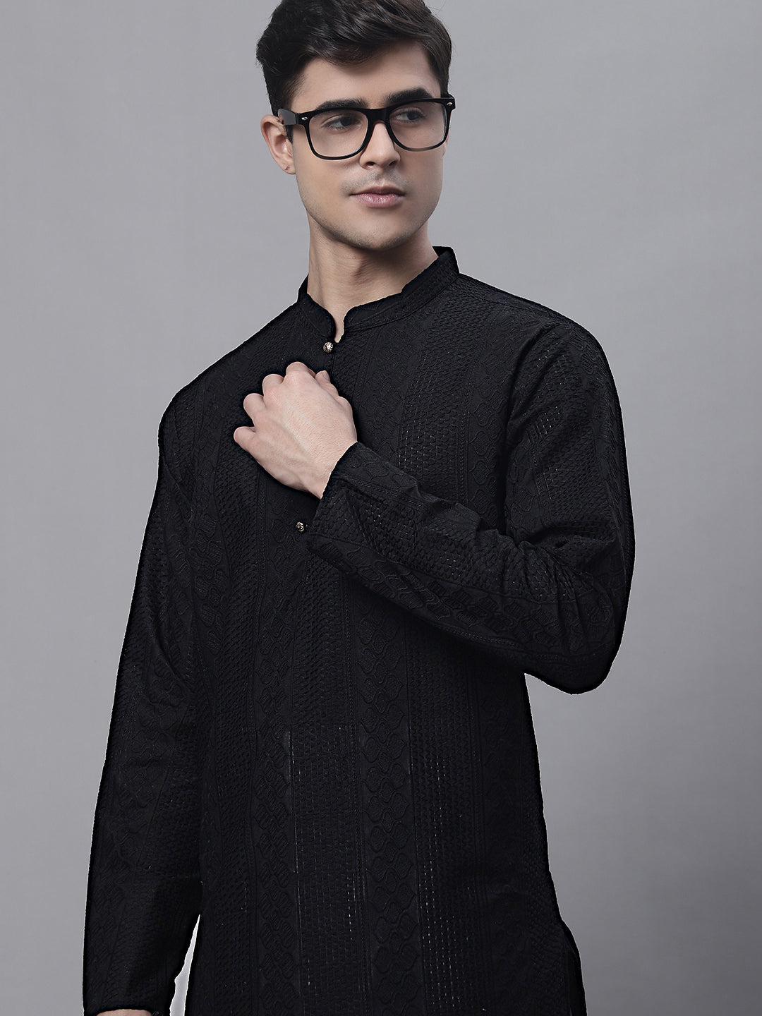 Jompers Men's Black Embroiderd Kurta