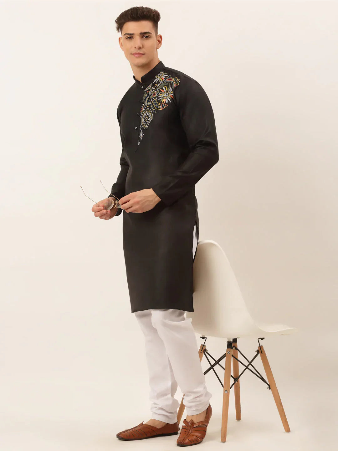Jompers Men's Cotton Embroidered Kurta - Black