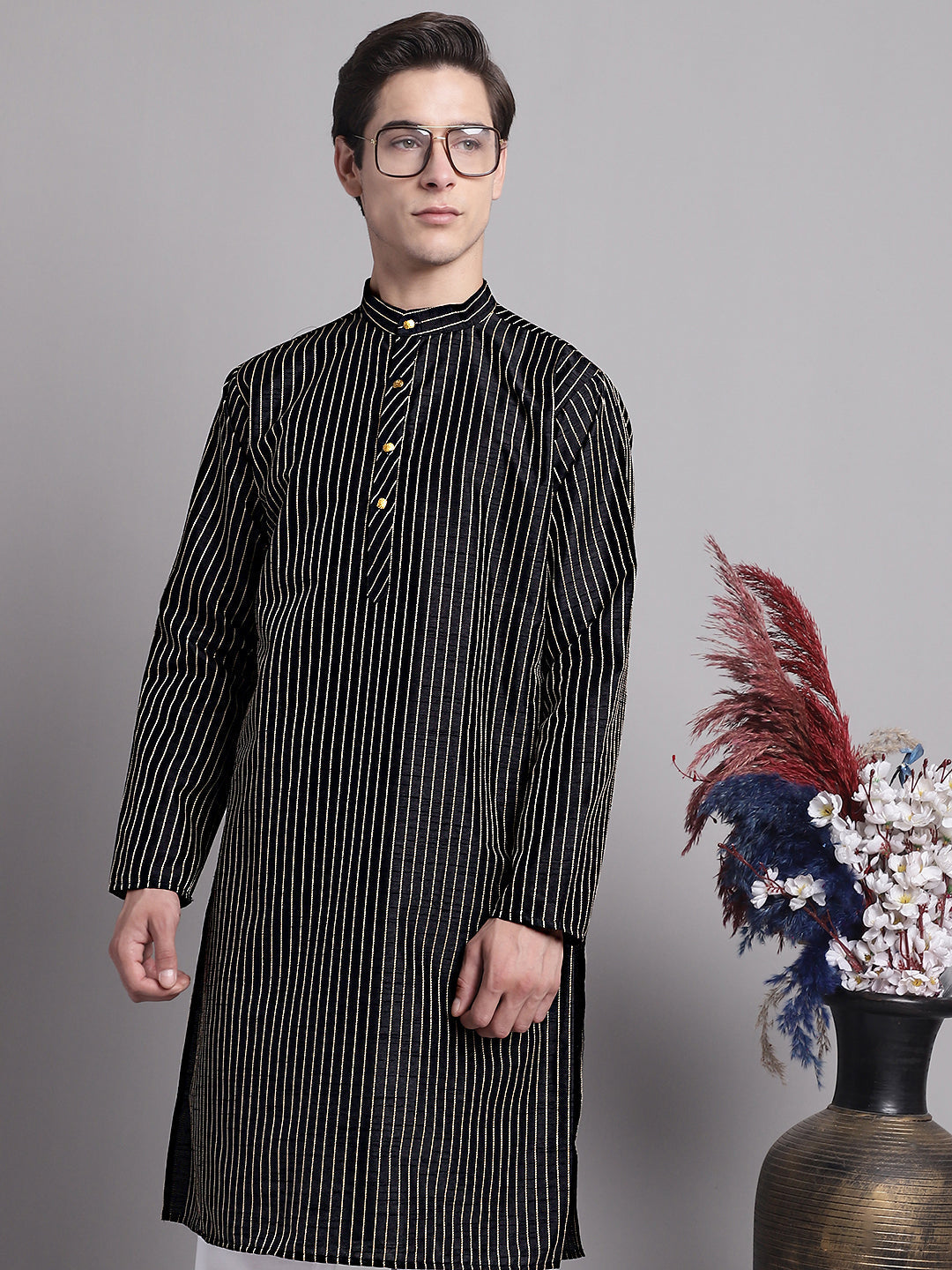Jompers Men's Black Embroidered Design Kurta