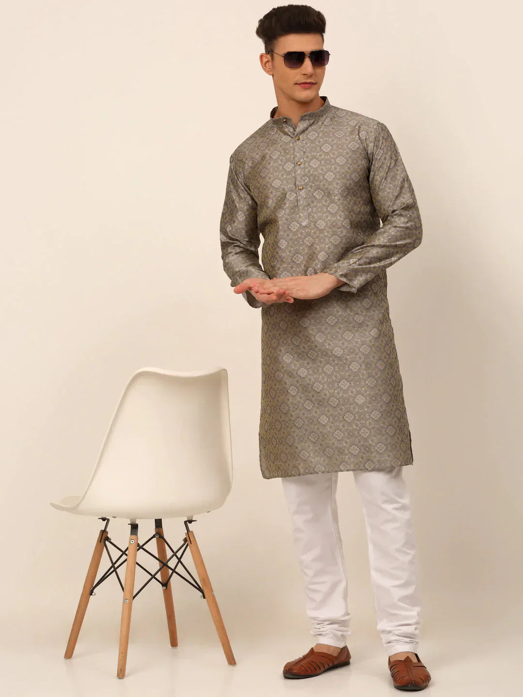 Jompers Men's Grey Floral Printed Kurta Only