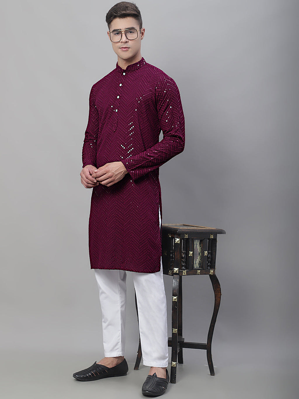 Jompers Men's Purple Embroidered Sequinned Kurta