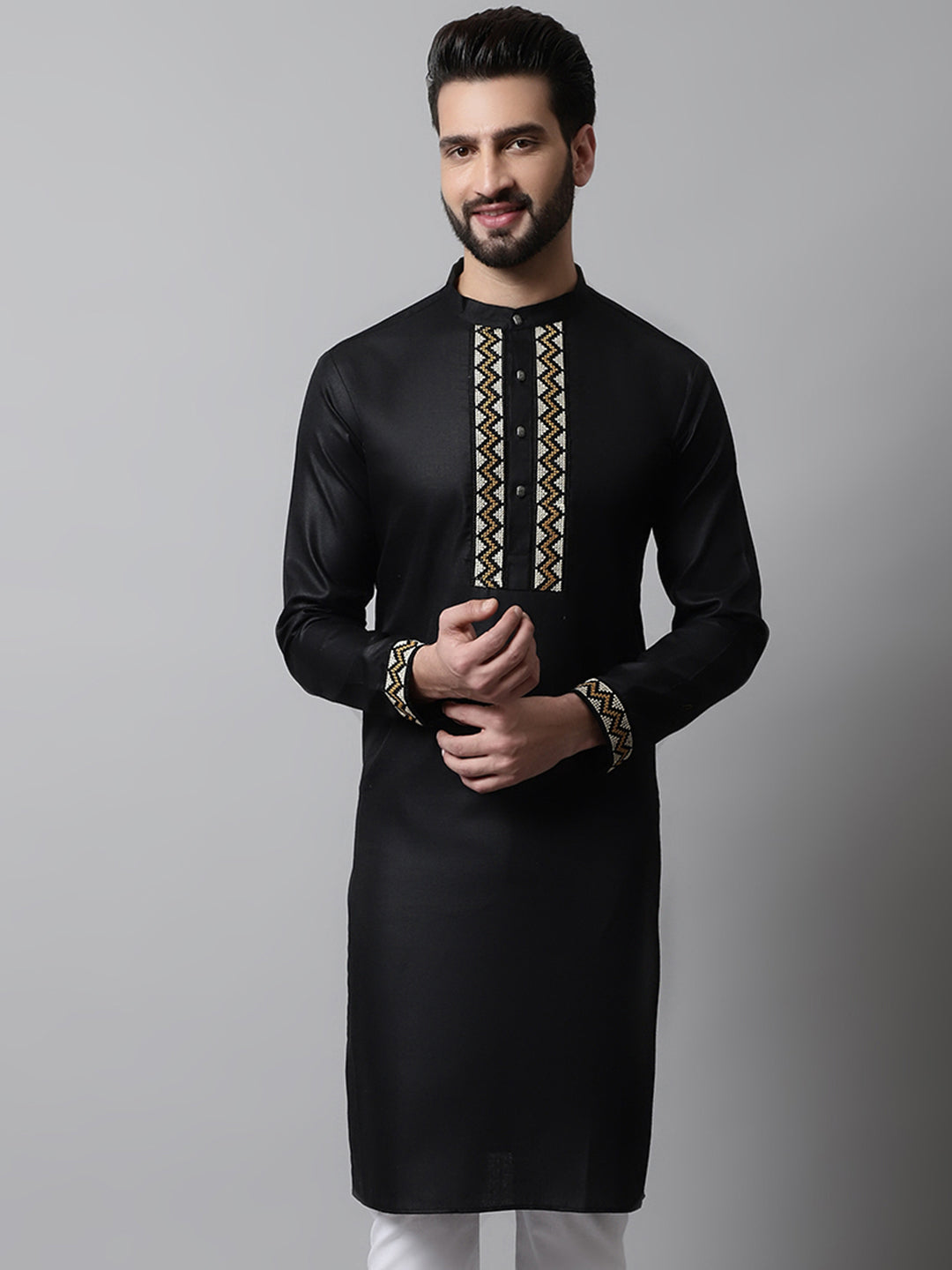 Jompers Men's Black Embroidered Kurta