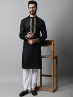 Jompers Men's Black Embroidered Kurta