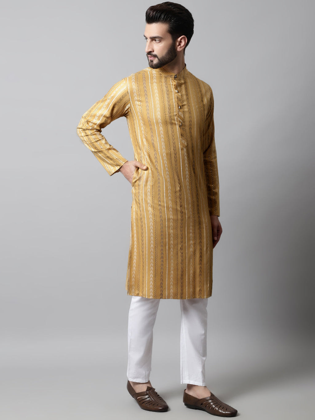 Jompers Men's Beige Foil Printed Kurta