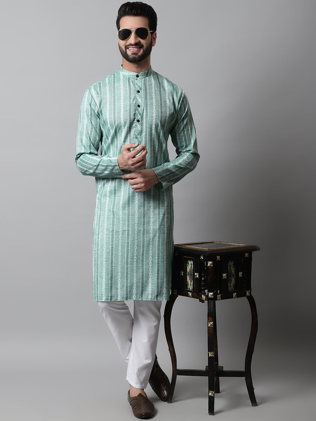 Jompers Men's Sky Blue Geomatric Printed Kurta