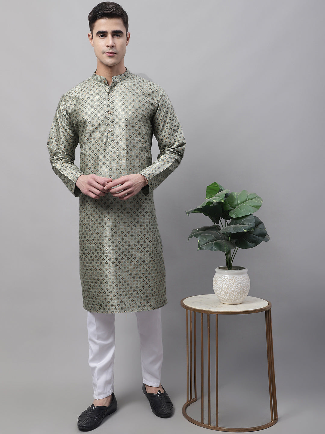 Jompers Men's Green Printed Silk Blend Kurta