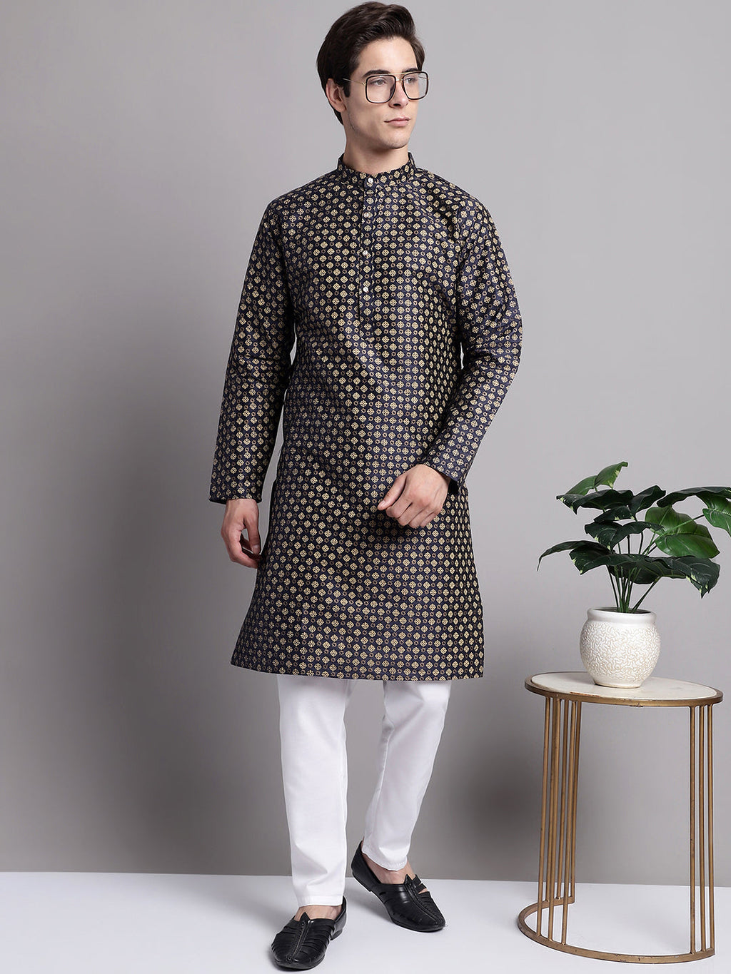 Jompers Men's Navy Blue Printed Silk Blend Kurta