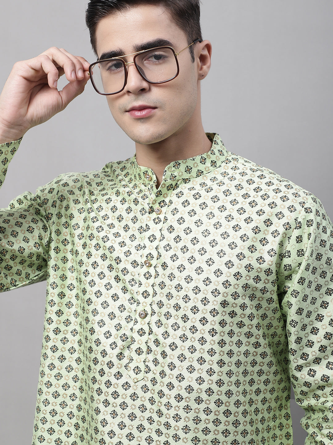 Jompers Men's Pista Green Printed Silk Blend Kurta