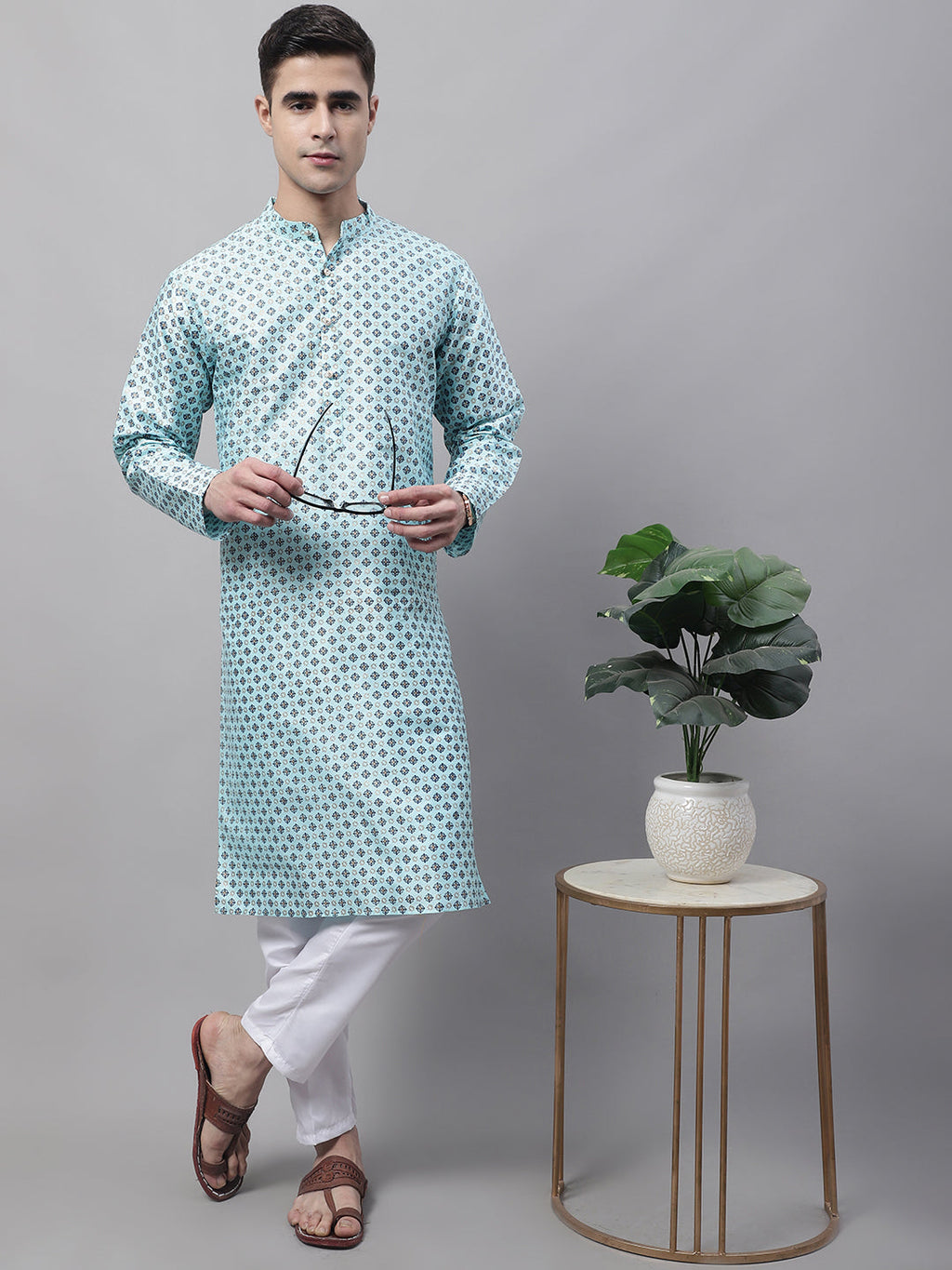 Jompers Men's Sky Blue Printed Silk Blend Kurta