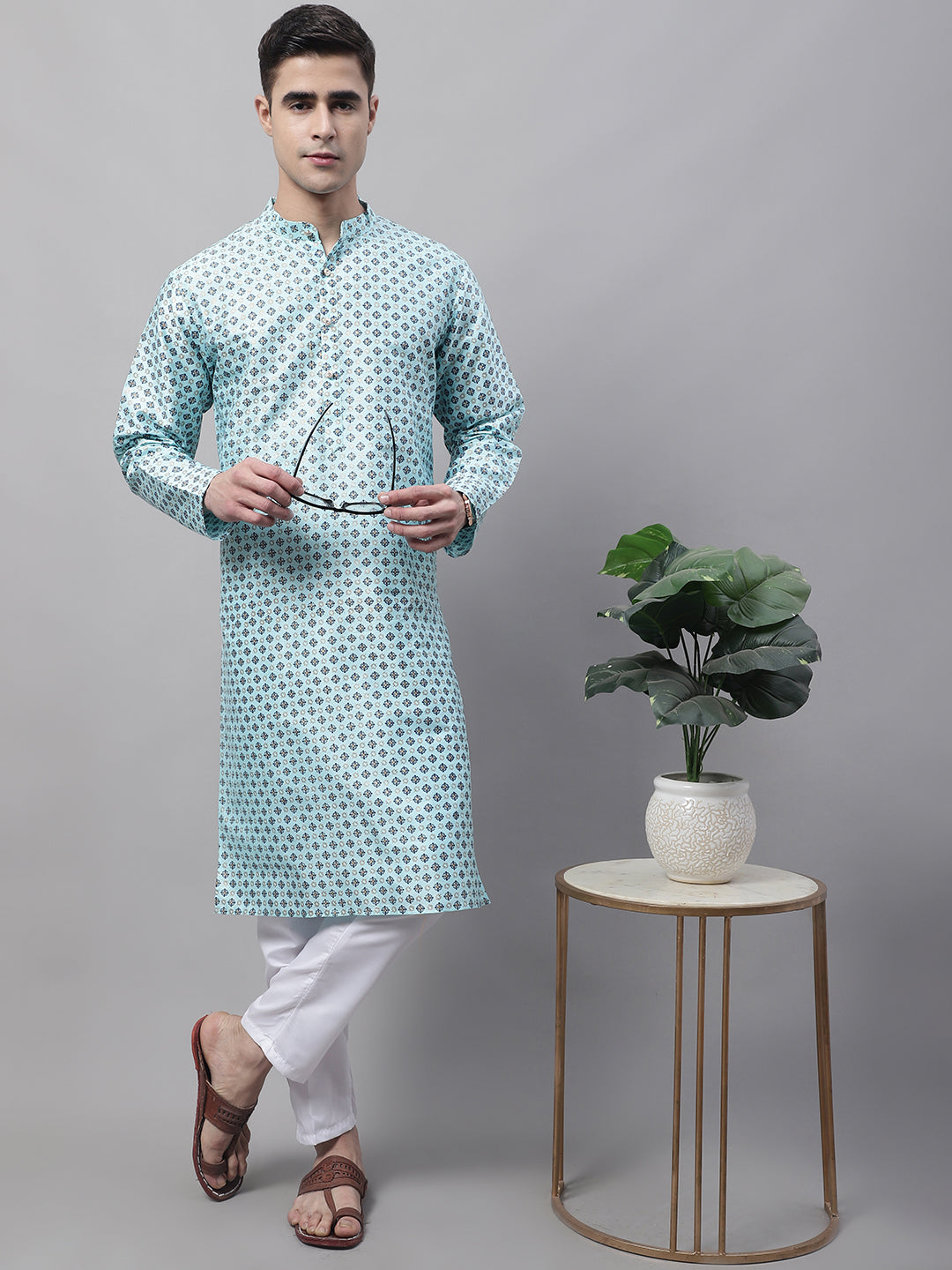 Jompers Men's Sky Blue Printed Silk Blend Kurta