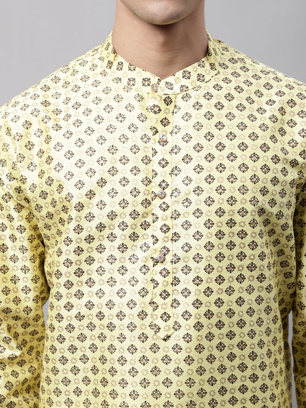 Jompers Men's Yellow Printed Silk Blend Kurta