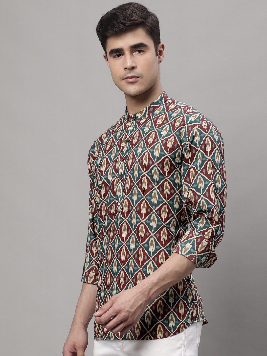 Jompers Men's Blue and Maroon Ikkat Printed Short Kurta