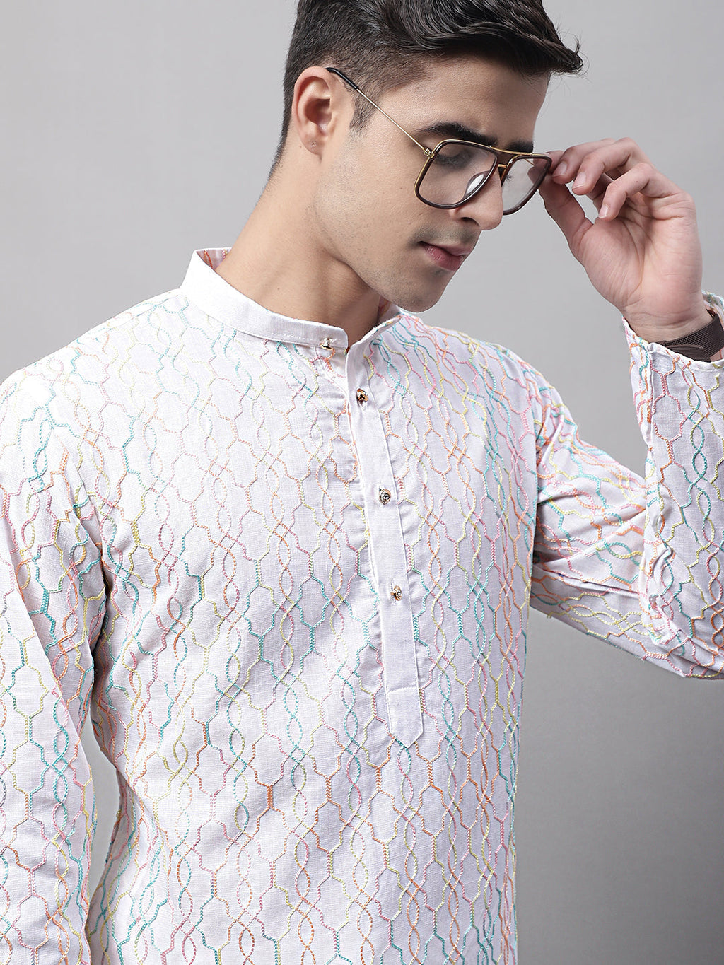 Jompers Men's White and Multi Coloured Embroidered Straight Kurta