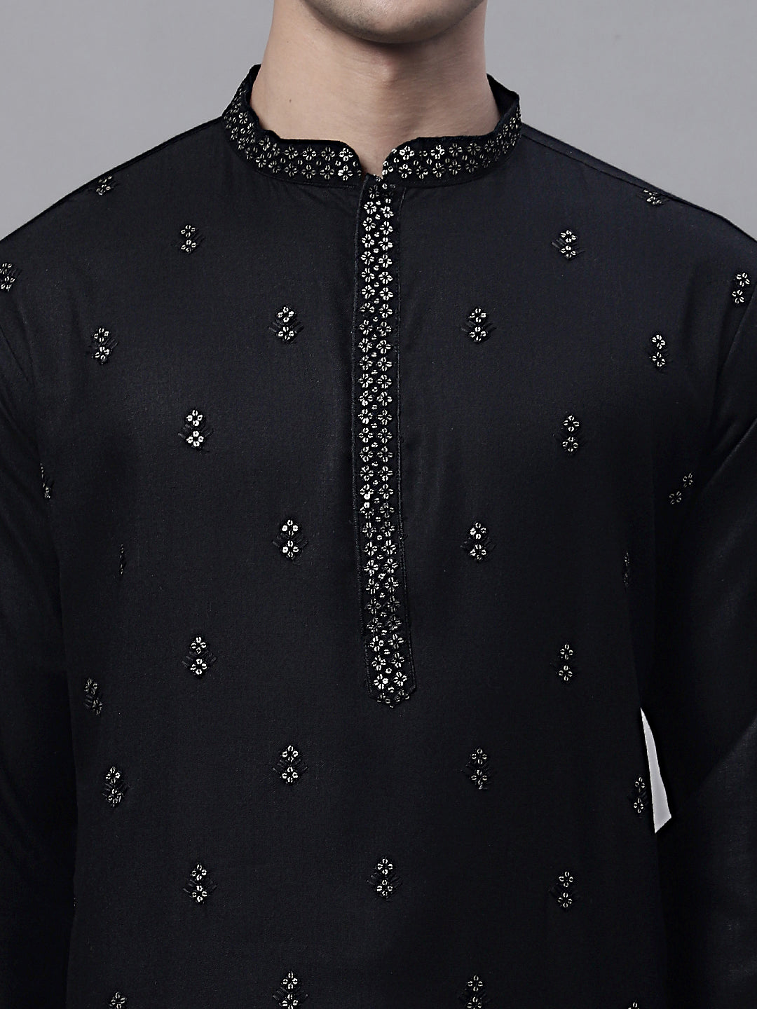 Jompers Men's Black Embroidered Straight Kurta