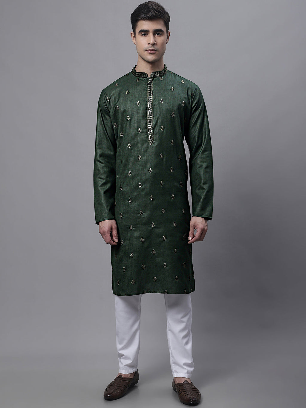 Jompers Men's Olive Green Embroidered Straight Kurta