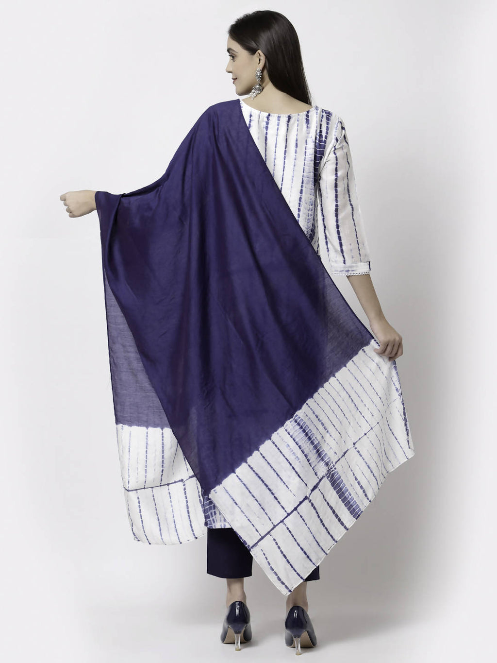 Myshka Women White Viscose Printed 3/4 Sleeve Round Neck Kurta Pant Dupatta Set