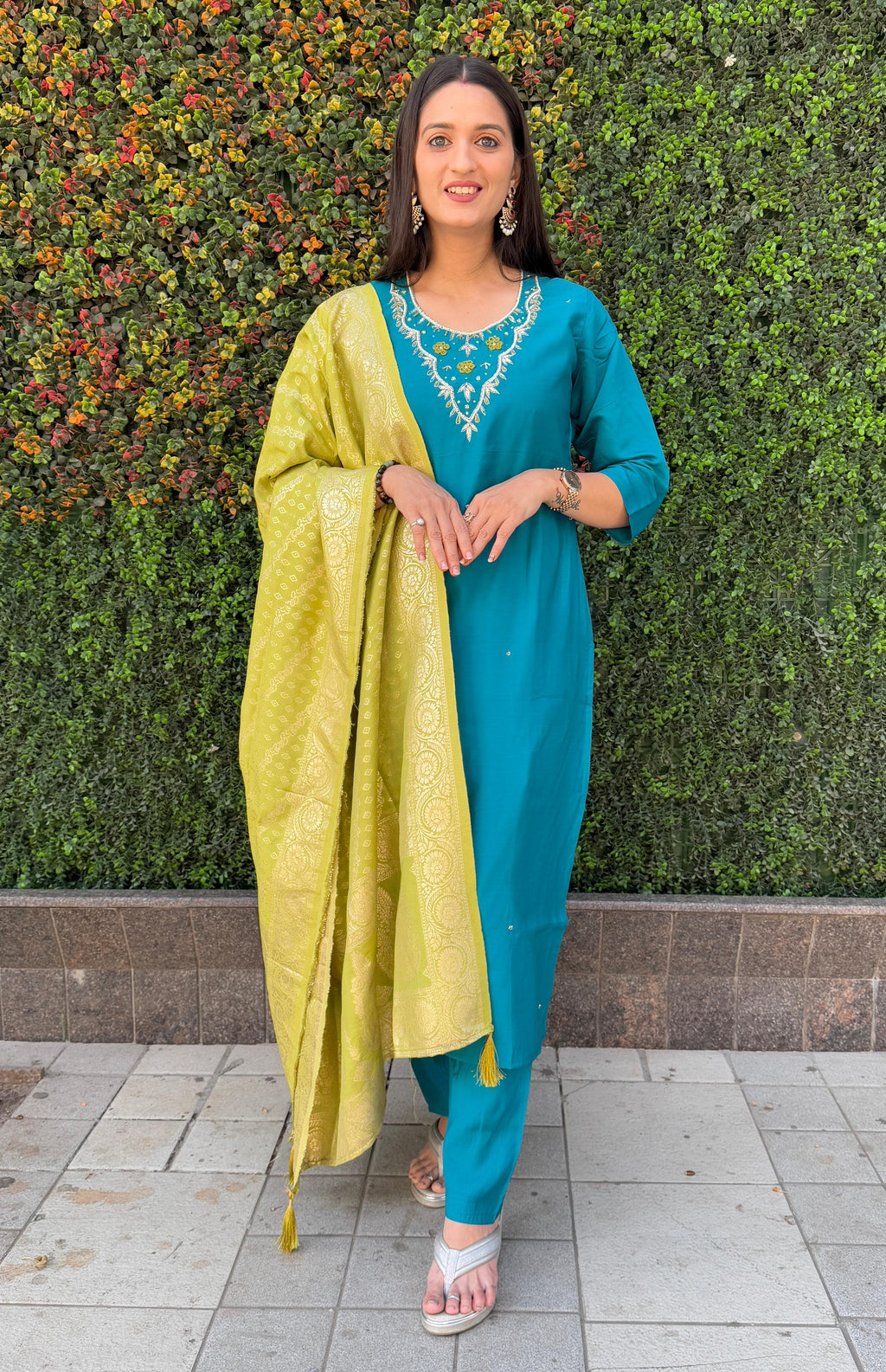 Vedant Vastram Kurta Pant Set With Dupatta Having Beautiful Handwork - Rama